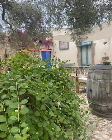 Casa Filu Alojamento de Acomodação e Pequeno-almoço 3*
